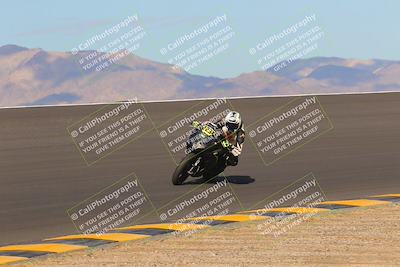 media/Sep-11-2022-SoCal Trackdays (Sun) [[81b7e951af]]/Bowl (820am)/